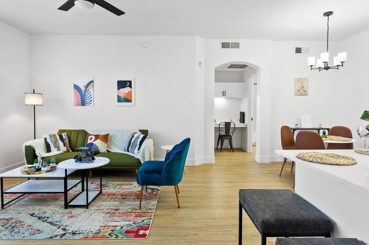 Cozysuites Glendale By The Stadium With Pool 05 エクステリア 写真