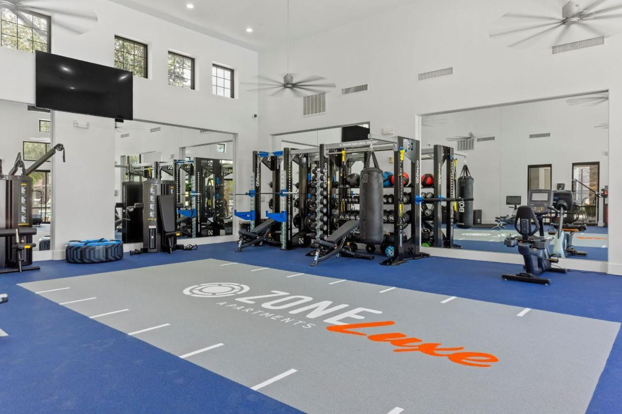 Cozysuites Glendale By The Stadium With Pool 05 エクステリア 写真